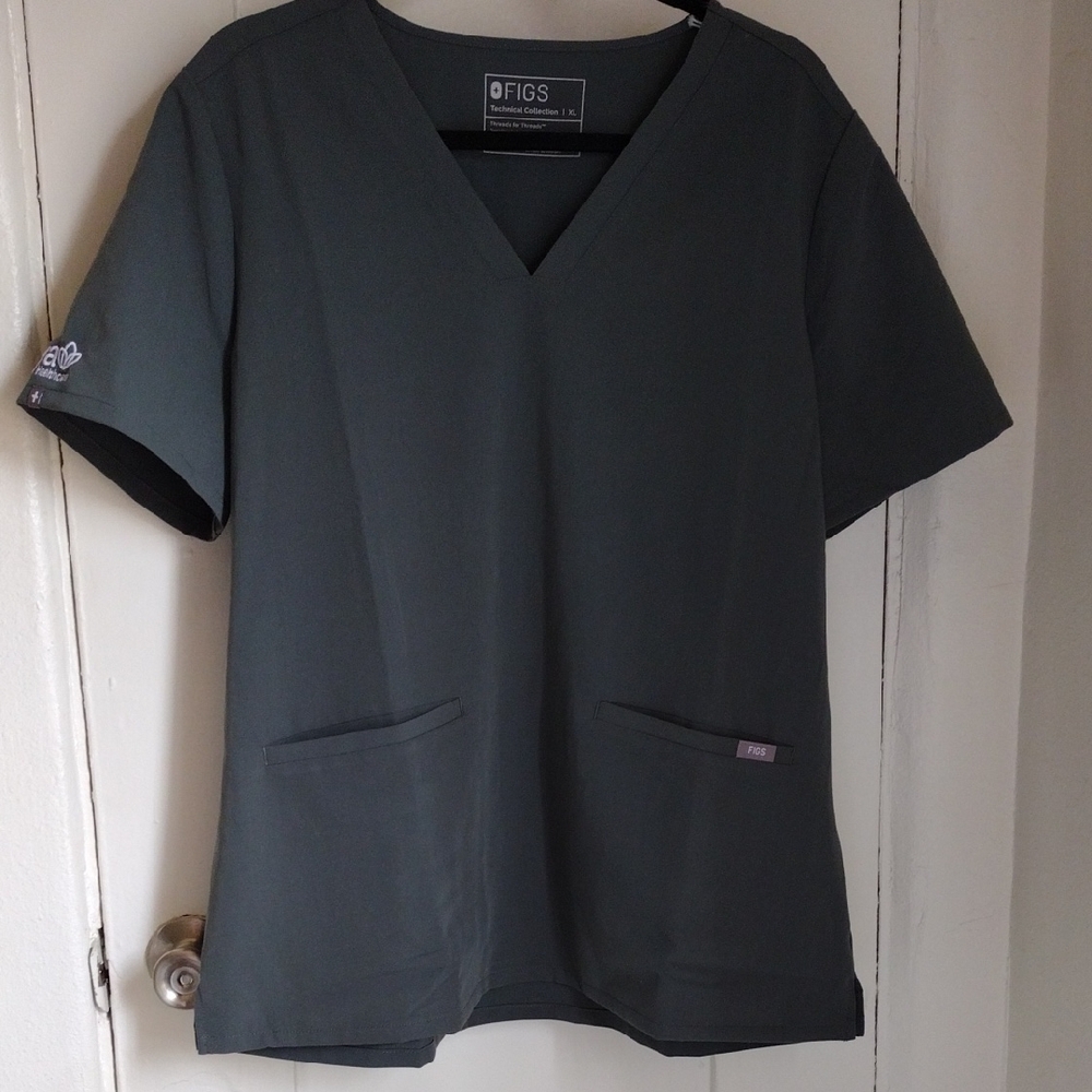 Figs Green V-Neck Scrub Top XL